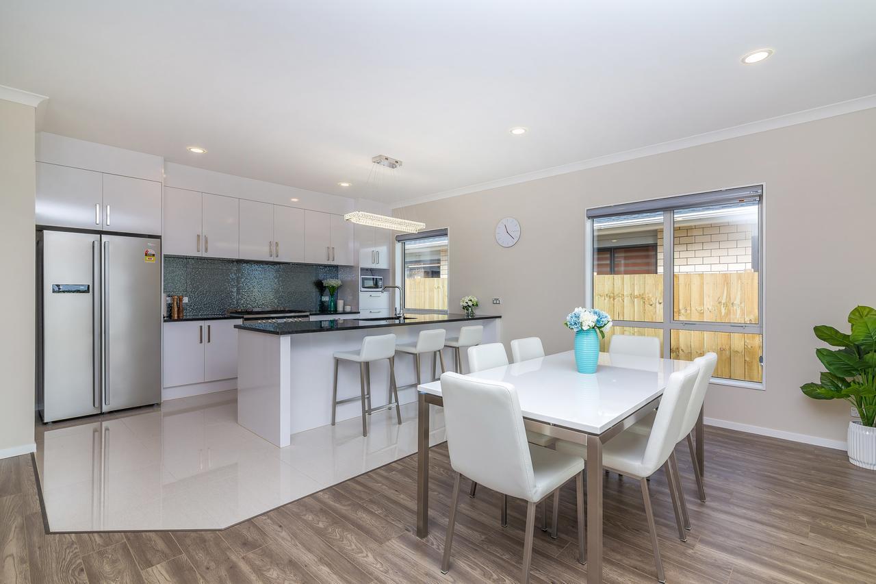 Ot Seaview Villa Auckland Exterior photo